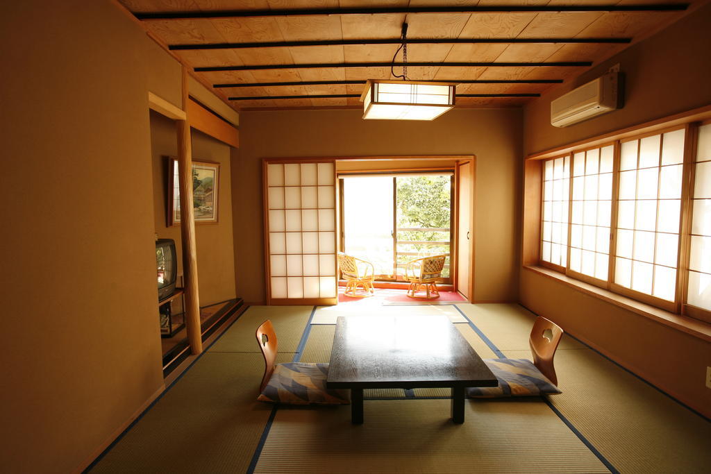 Masutomi Ryokan Hakone Extérieur photo